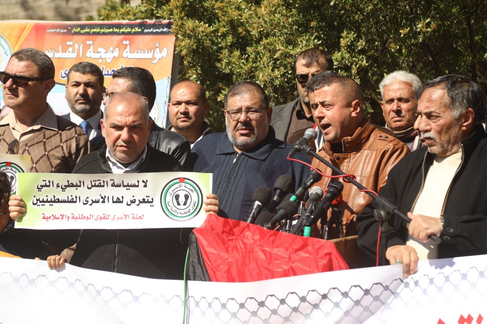 Ministry of Detainees calls for interaction and participation in (Right to life) campaign to support sick detainees.-2