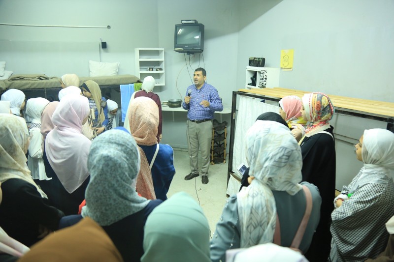 وزارة الأسرى تستقبل نحو 80 مشاركة من مخيم معاً نرتقي..-1