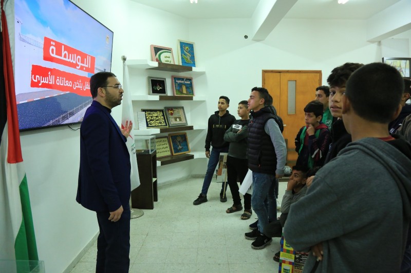 وزارة الأسرى تستقبل وفدًا من طلاب مدرسة بيت دجن العليا للبنين-1