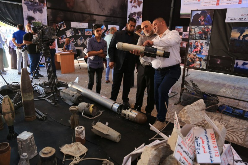 خلال مؤتمر صحفي في معرض شاهد على الجريمة-2